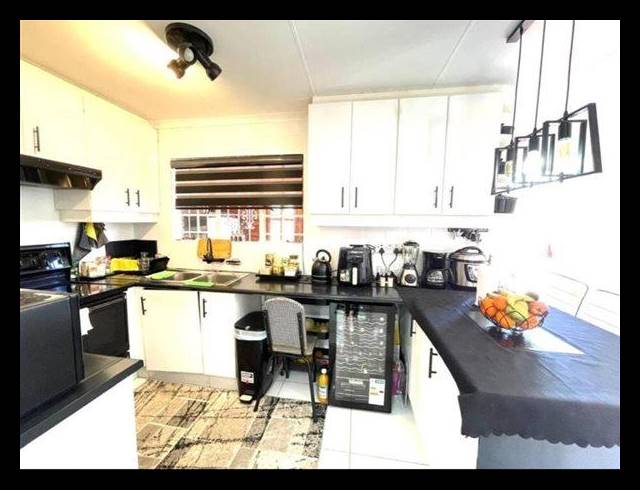 2 BEDROOM HOUSE FOR SALE IN WITFIELD